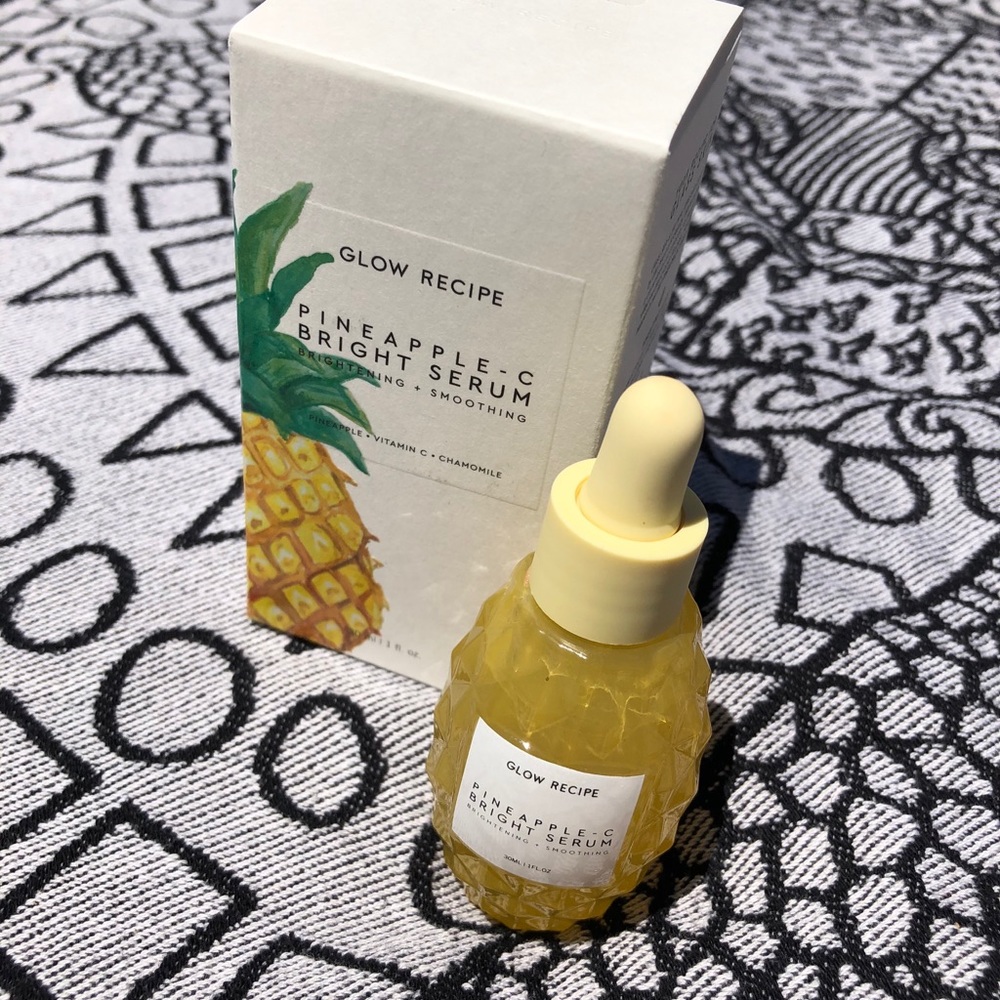 ✨NWT Glow Recipe Pineapple-C Brightening Serum